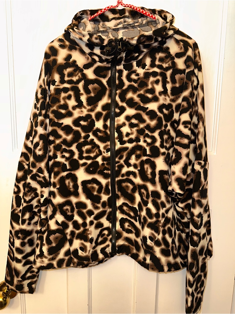 ⭐️ Vital Life 3X Leopard Print Hooded Zip Thin Jacket